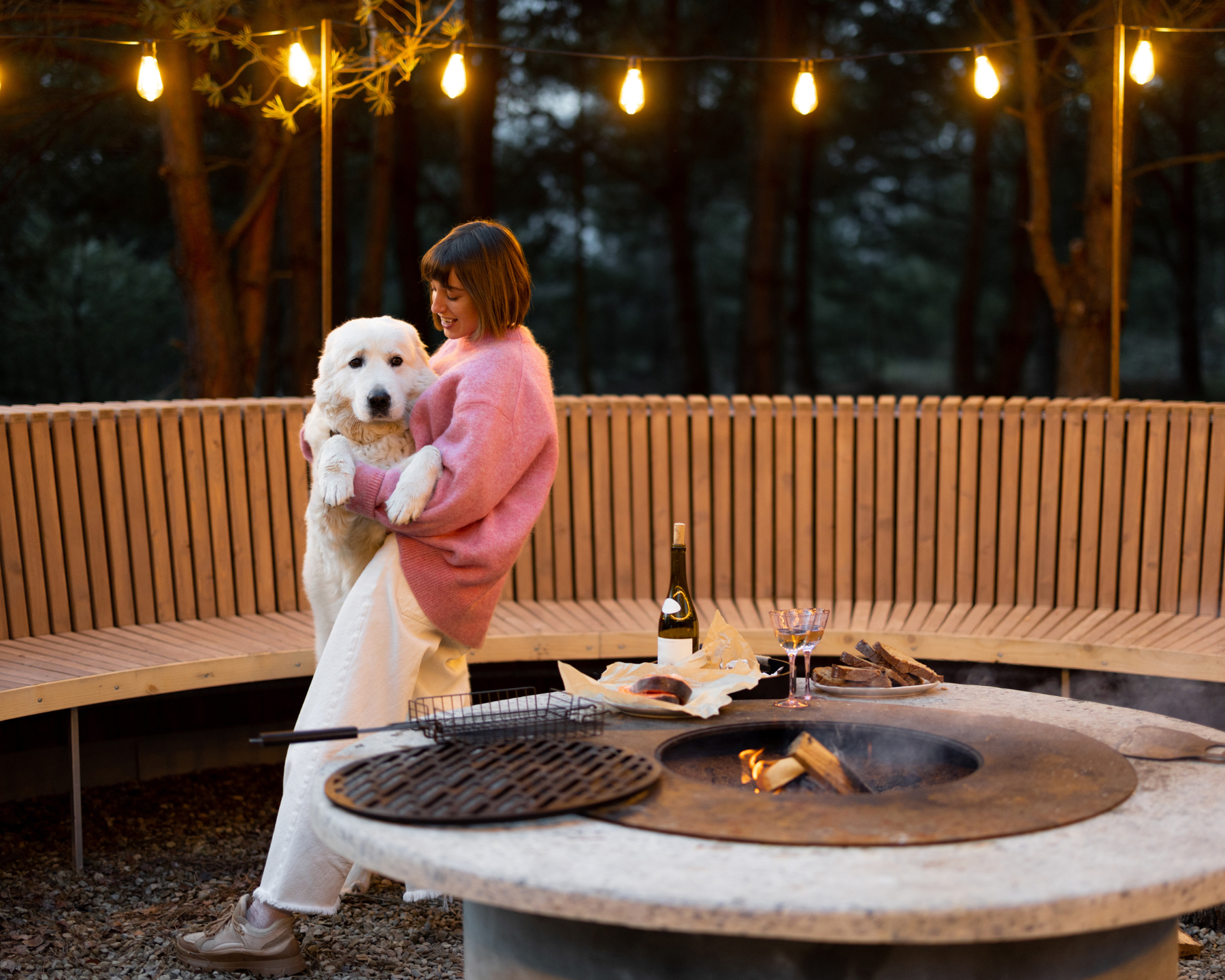 Hosting a Summer BBQ with Big Dogs in Mind: Safety, Snacks, and Socialization